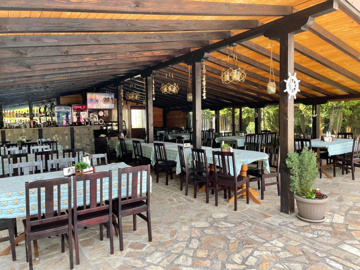 Family Hotel Enica Tetewen Exterior foto
